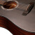 竹霖生ギター民謡単板ギター41寸黒の角が欠けています。
